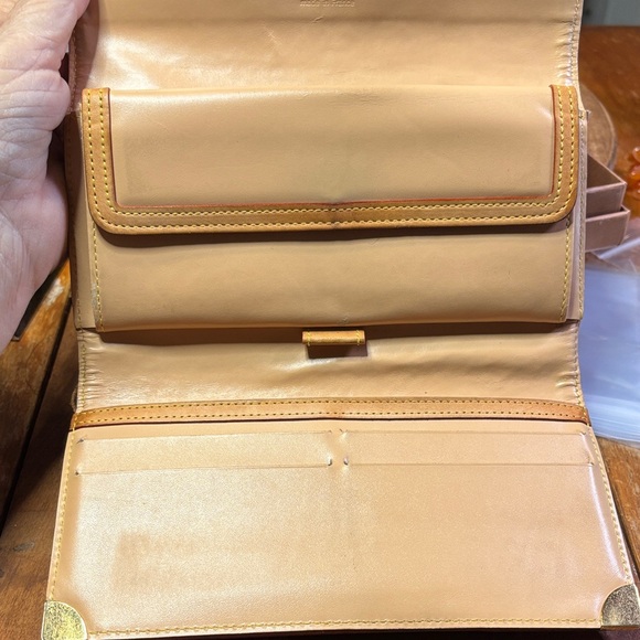 Louis Vuitton White Multicolor Monogram Wallet - Picture 14 of 17